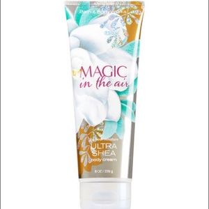 Bath and Body works”Magic in the Air”